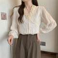 Vネックレースシフォンシャツ