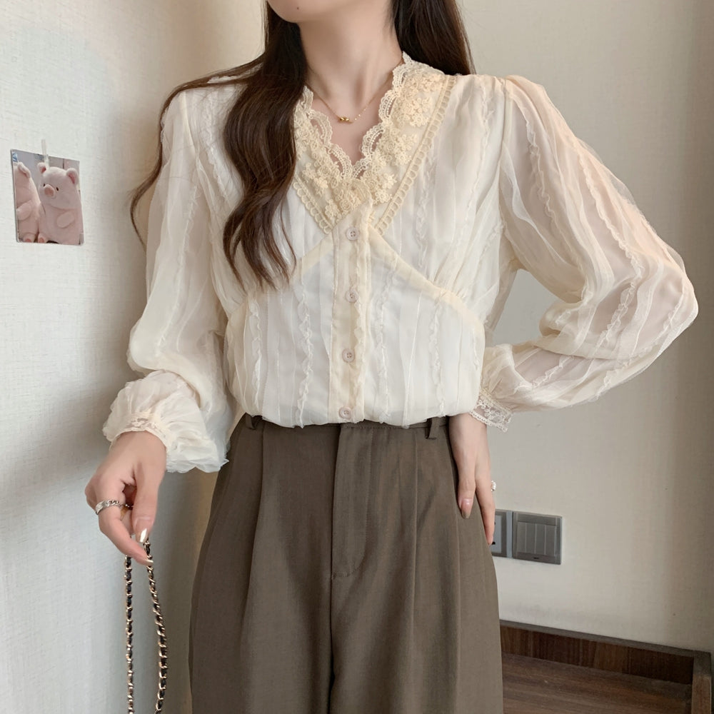 Vネックレースシフォンシャツ