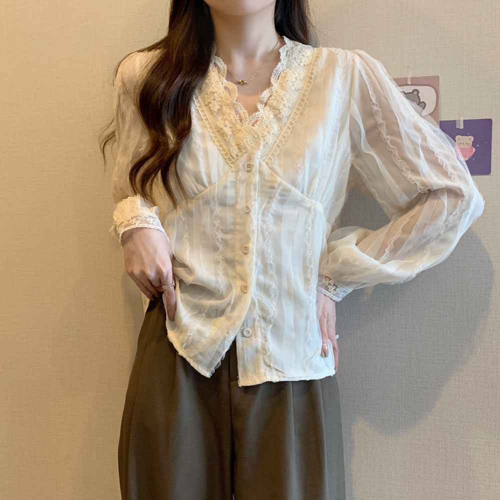 Vネックレースシフォンシャツ