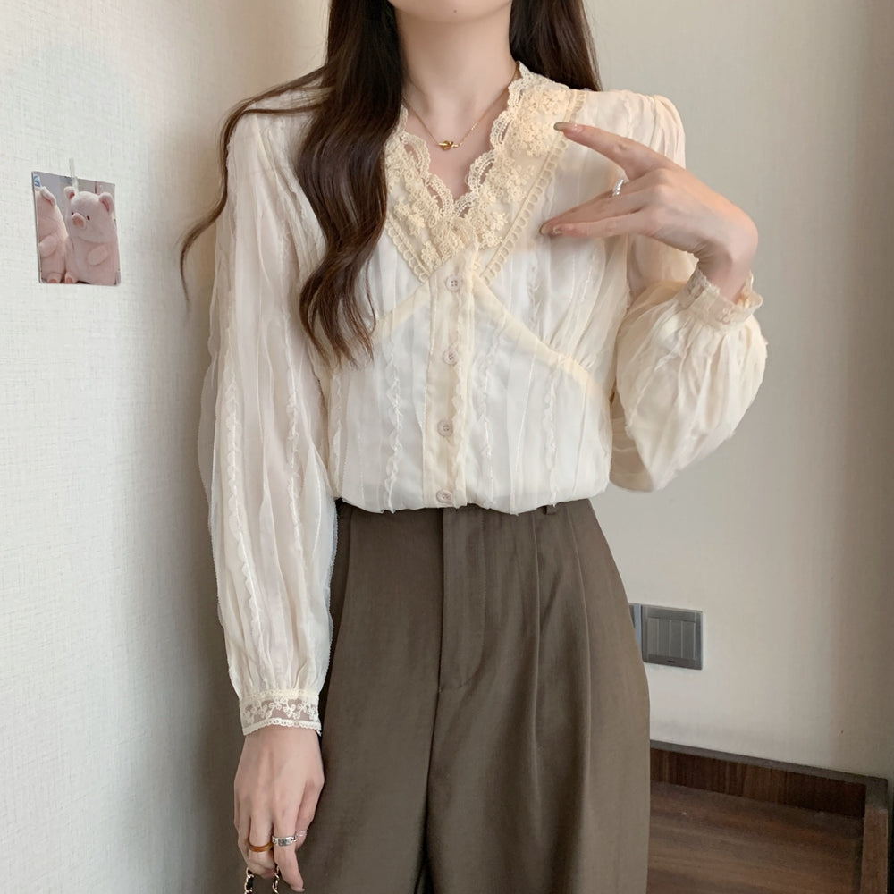 Vネックレースシフォンシャツ