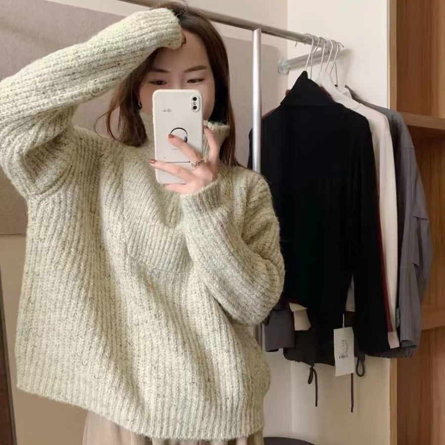 タートルネックプルオーバーセーター