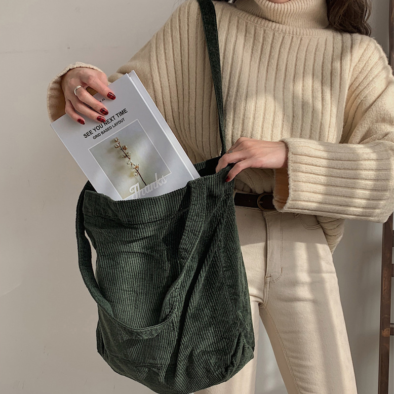コーデュロイショルダーバッグ