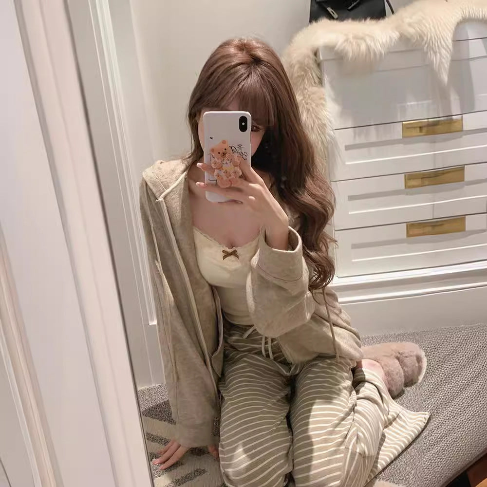 フロントリボンレースキャミソール