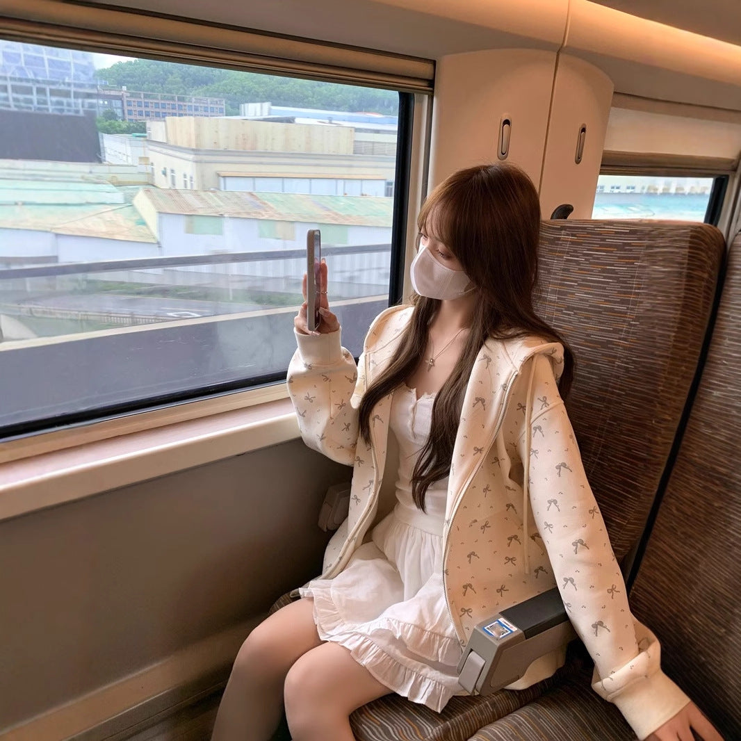 オーバーサイズジップリボンフーディー